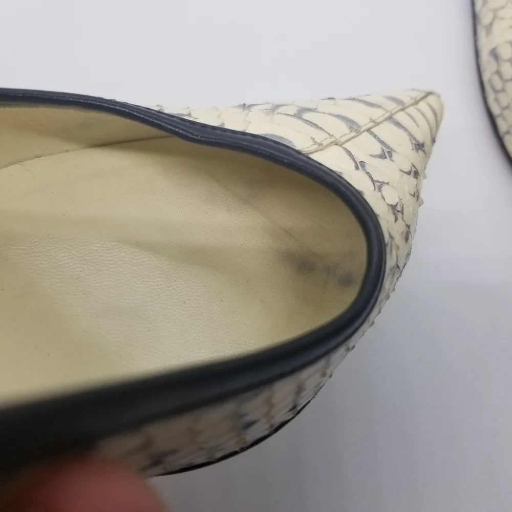 Miu Miu cream and gray snakeskin pointed toe pumps EU 37.5 - Picture 11 of 15